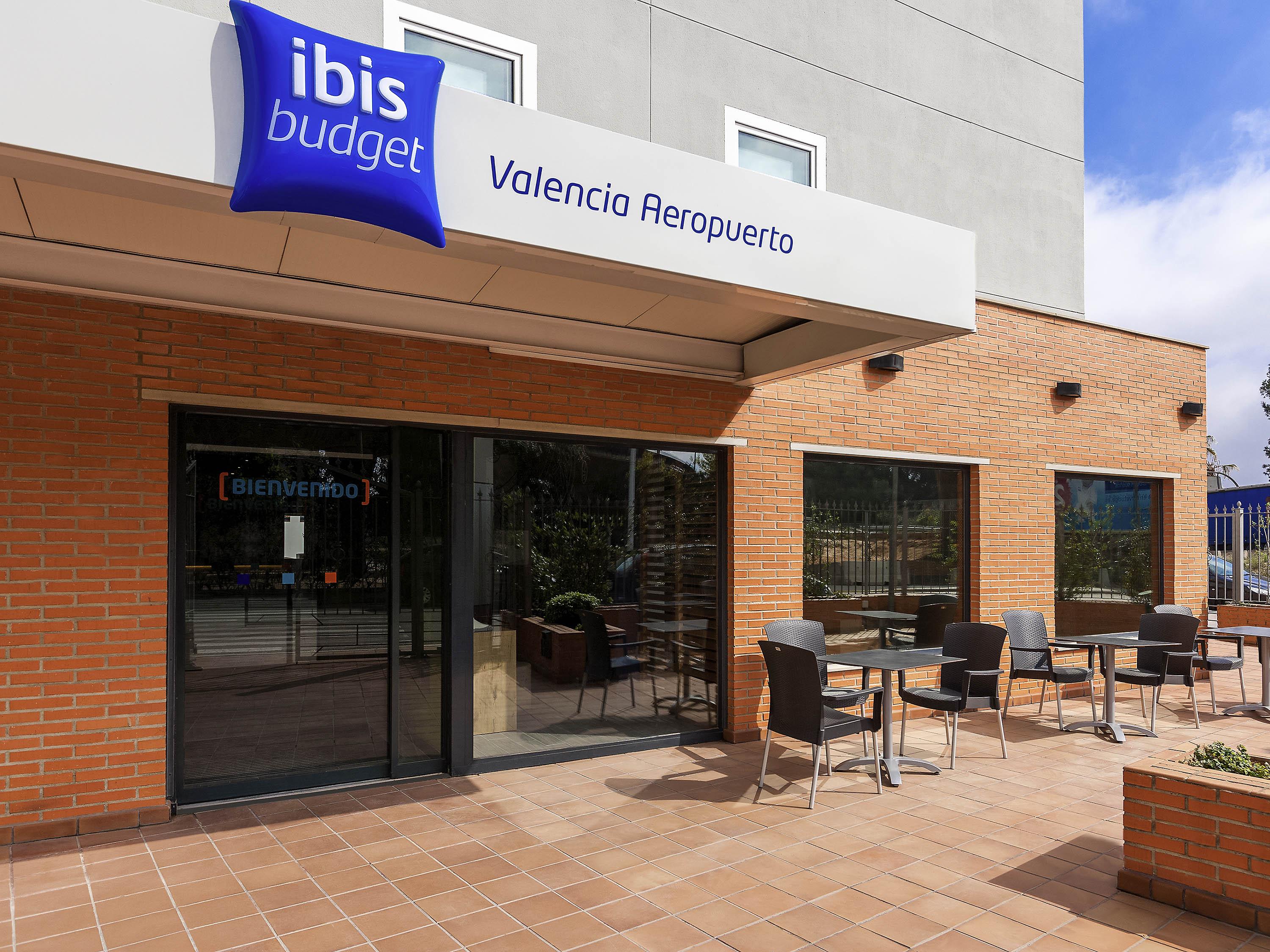 Ibis Budget Valencia Aeropuerto Манисес Экстерьер фото
